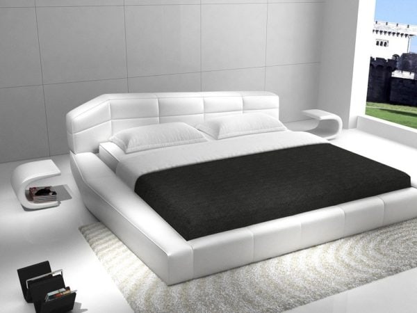 Queen Size The Dream Bedroom with 2 Nightstands