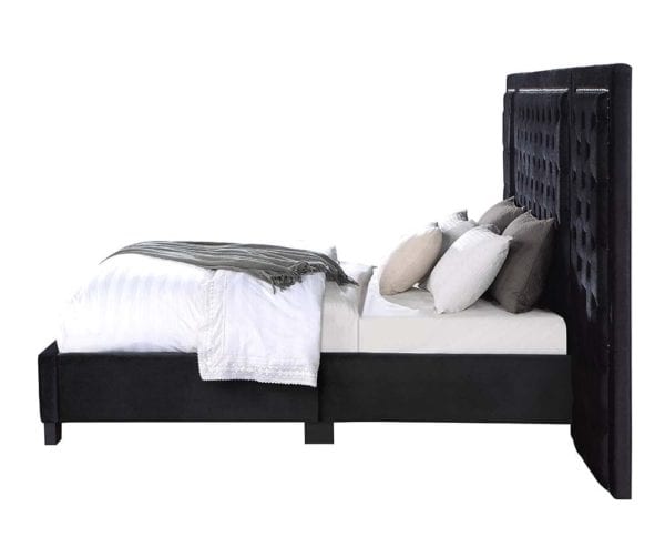 Damazy Black King Bed - Image 4