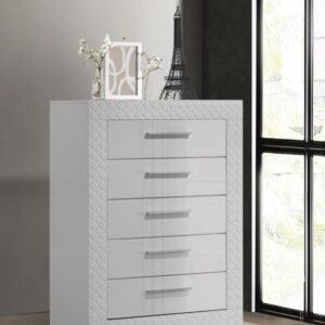 Ives Chest